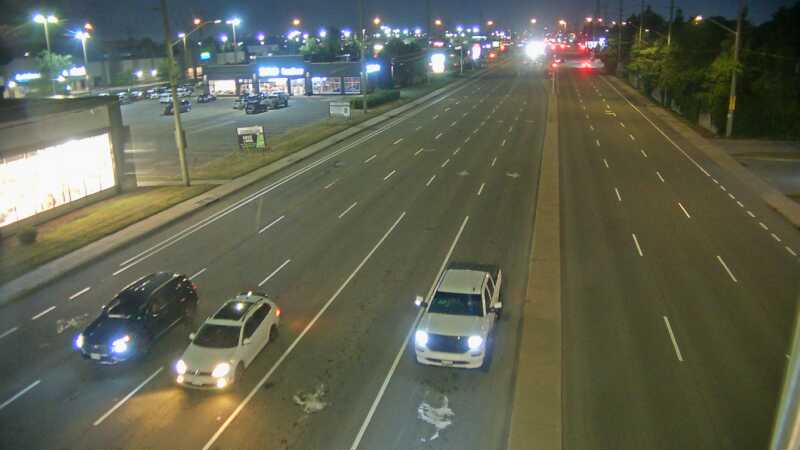 Traffic camera image at 2025-08-04 01:10:05