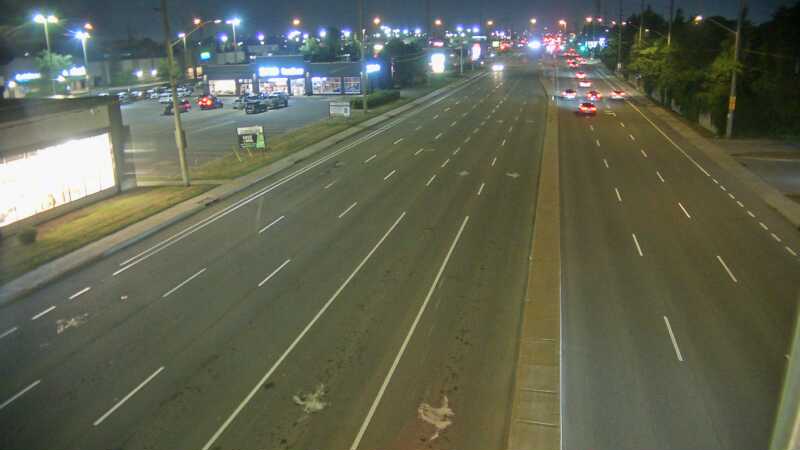 Traffic camera image at 2025-08-04 01:15:05