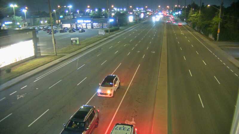 Traffic camera image at 2025-08-04 02:05:05