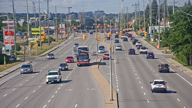 Traffic camera image at 2025-08-24 14:30:06