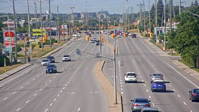 Traffic camera image at 2025-08-24 14:40:05