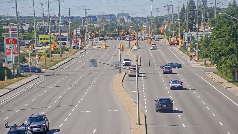 Traffic camera image at 2025-08-24 15:05:05