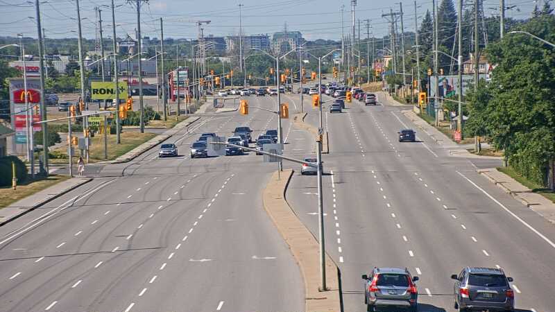 Traffic camera image at 2025-08-24 15:15:06