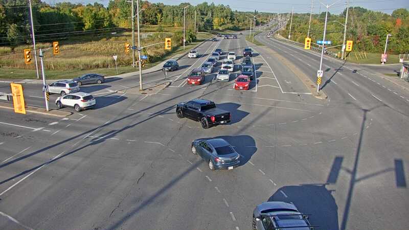 Traffic camera image at 2025-09-17 21:35:06