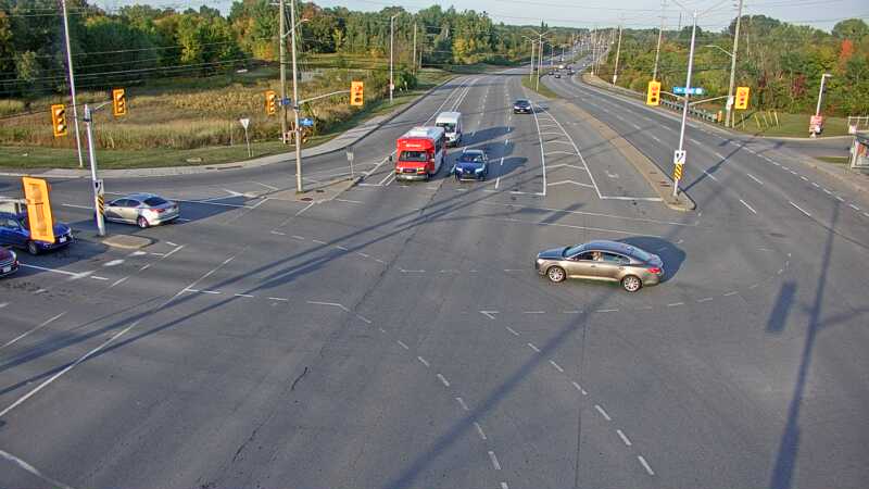 Traffic camera image at 2025-09-17 21:55:05