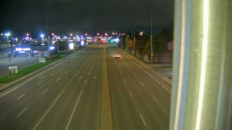 Traffic camera image at 2025-05-09 05:25:05