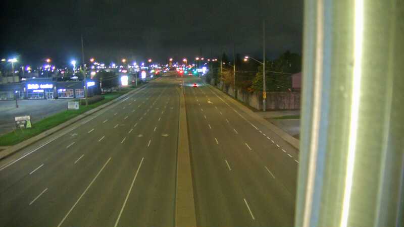 Traffic camera image at 2025-05-09 05:45:05