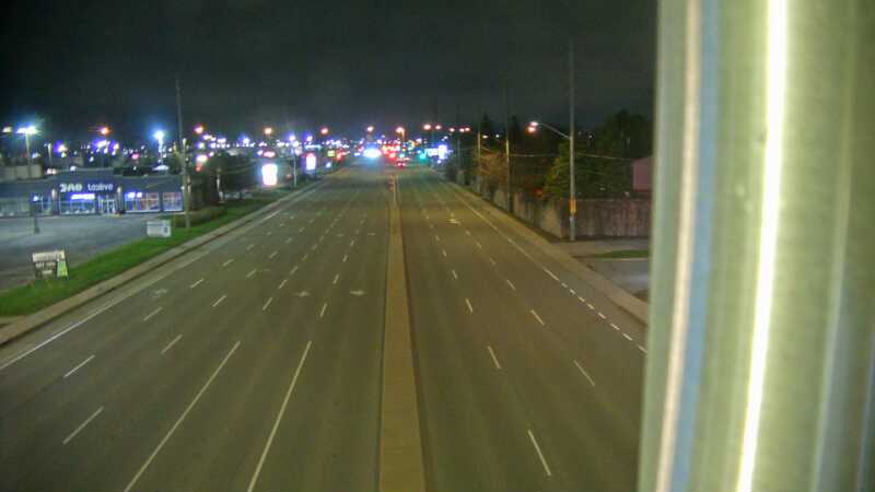 Traffic camera image at 2025-05-09 05:50:06