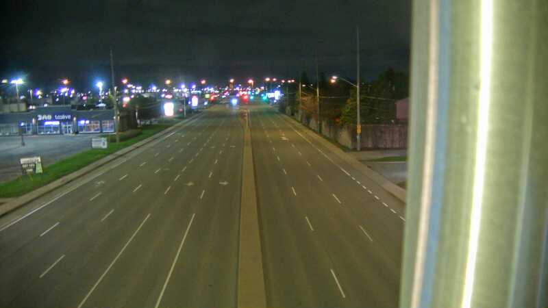 Traffic camera image at 2025-05-09 06:15:06