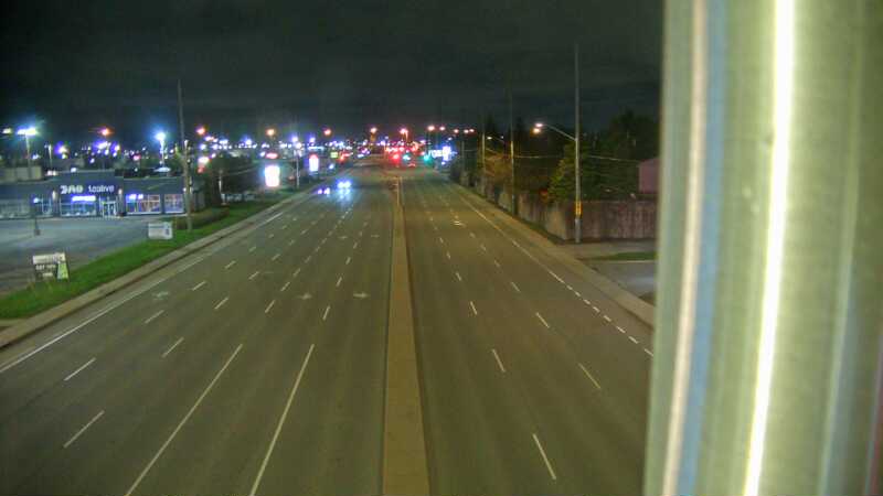 Traffic camera image at 2025-05-09 06:20:06
