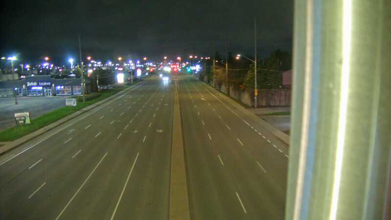 Traffic camera image at 2025-05-09 06:40:05