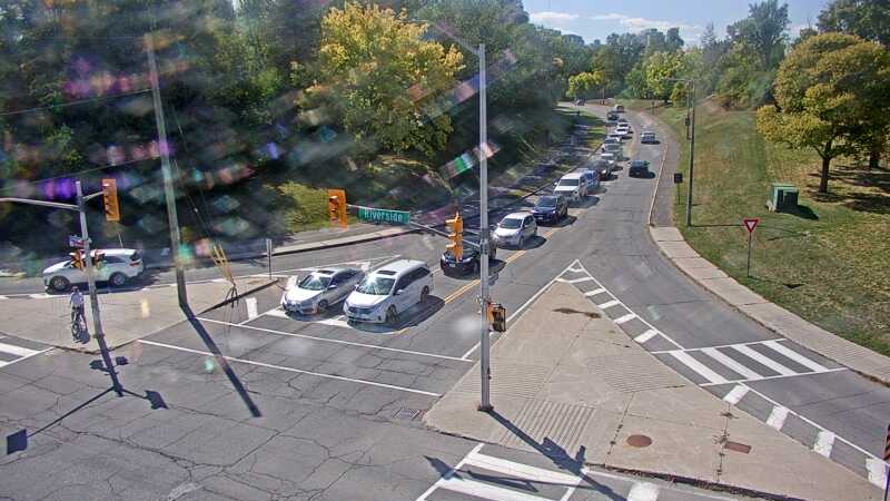Traffic camera image at 2025-09-14 18:15:14