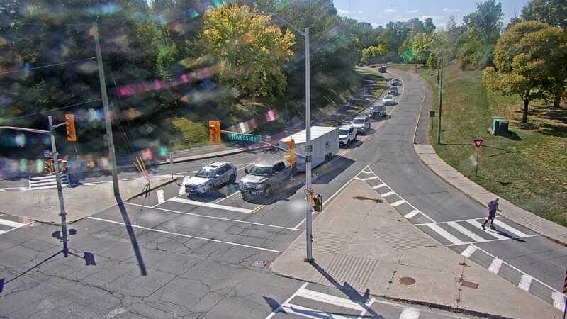 Traffic camera image at 2025-09-14 18:30:14