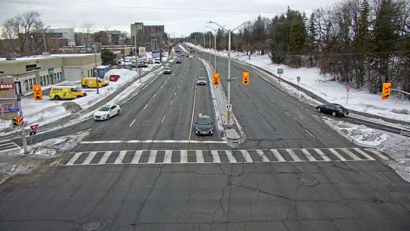 Traffic camera image at 2025-03-09 13:20:14