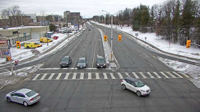 Traffic camera image at 2025-03-09 13:30:09