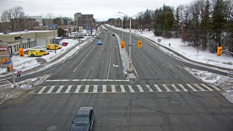 Traffic camera image at 2025-03-09 13:55:23