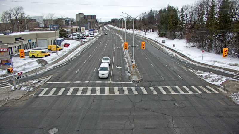 Traffic camera image at 2025-03-09 14:36:46