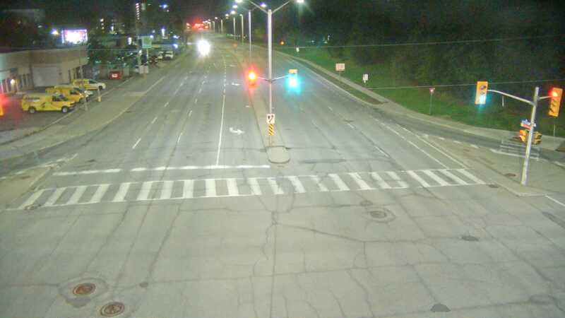 Traffic camera image at 2025-05-09 06:20:15