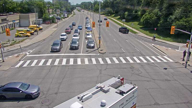 Traffic camera image at 2025-06-30 18:00:14