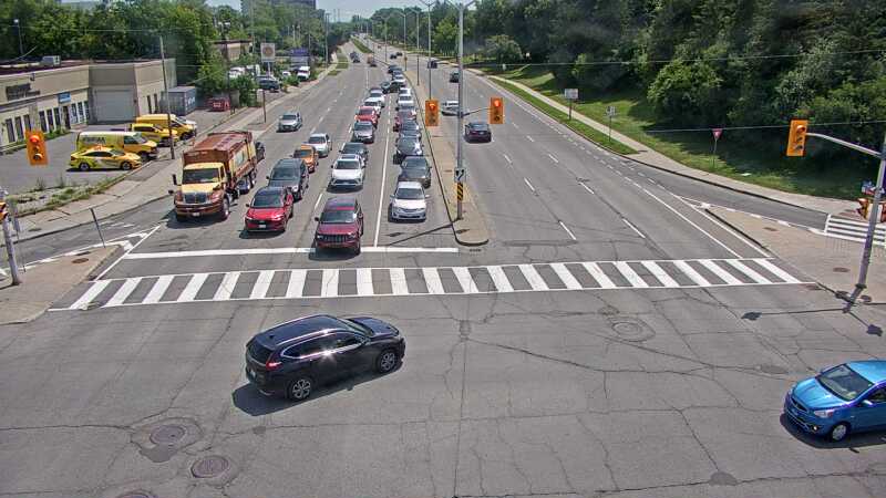 Traffic camera image at 2025-06-30 18:15:13