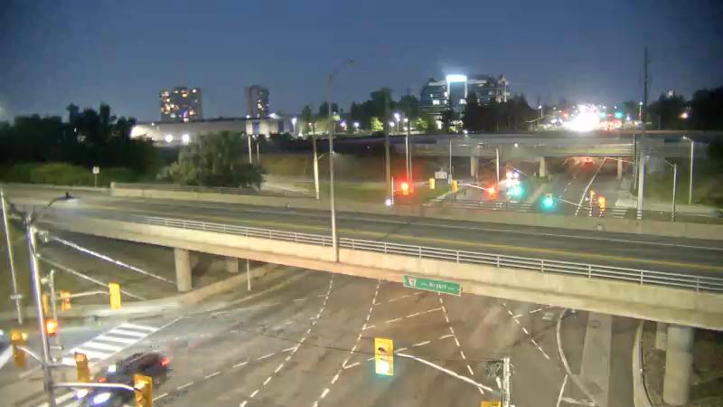 Traffic camera image at 2025-08-04 01:10:13