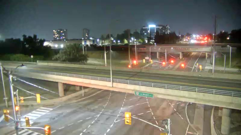 Traffic camera image at 2025-08-04 01:55:17