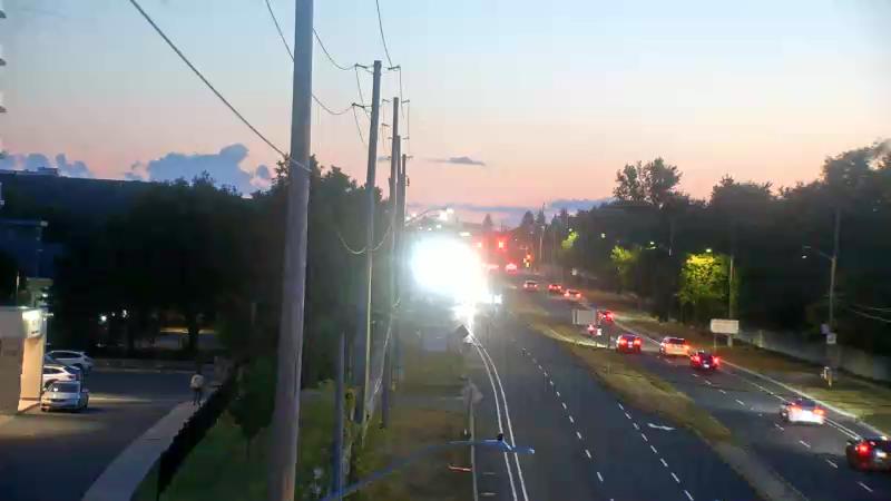 Traffic camera image at 2025-08-25 00:20:15