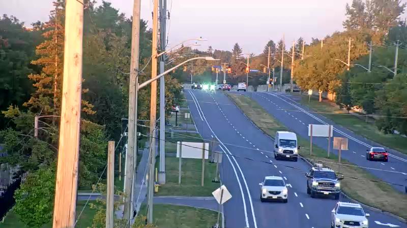Traffic camera image at 2025-09-03 10:45:13