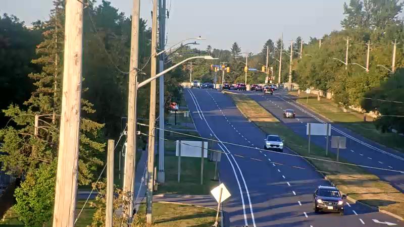 Traffic camera image at 2025-09-03 11:05:15