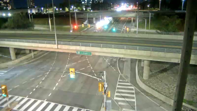 Traffic camera image at 2025-09-08 01:01:34
