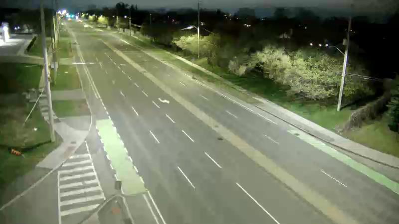 Traffic camera image at 2025-05-09 05:40:11