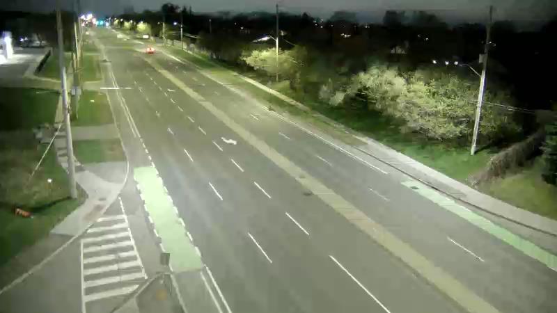 Traffic camera image at 2025-05-09 05:45:12
