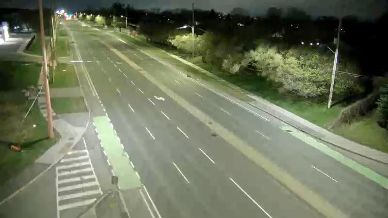 Traffic camera image at 2025-05-09 06:00:13