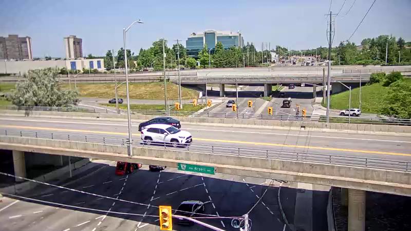 Traffic camera image at 2025-06-30 17:30:25