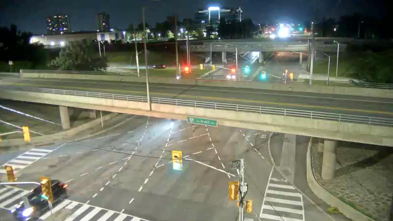 Traffic camera image at 2025-07-12 04:30:14