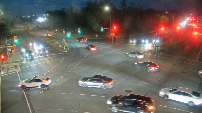 Traffic camera image at 2025-08-25 00:35:14