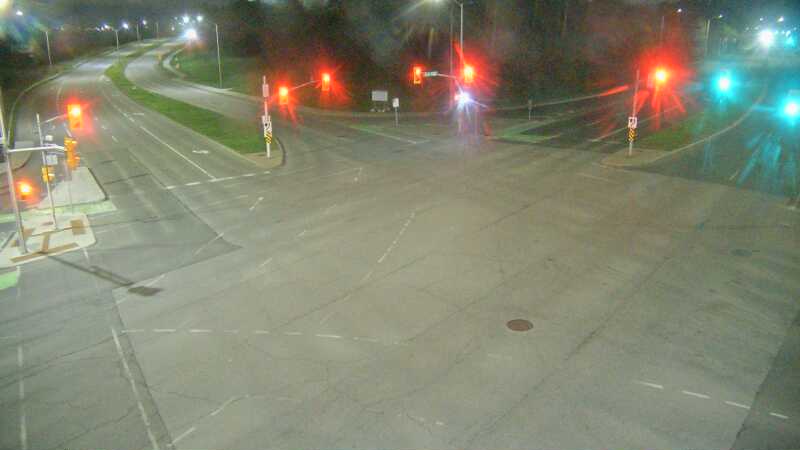 Traffic camera image at 2025-05-09 06:05:11