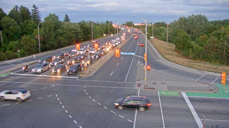 Traffic camera image at 2025-08-25 00:05:16