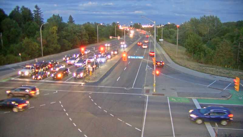 Traffic camera image at 2025-08-25 00:15:16