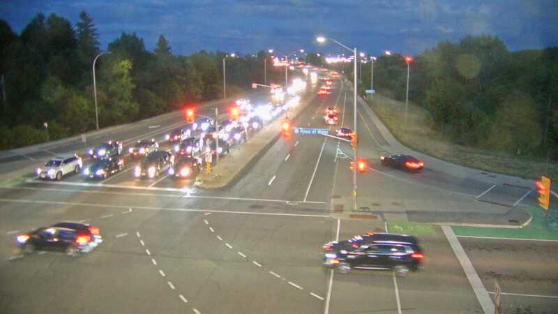 Traffic camera image at 2025-08-25 00:25:19