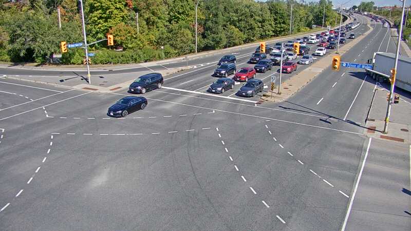 Traffic camera image at 2025-09-14 18:30:14