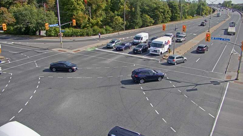 Traffic camera image at 2025-09-17 14:50:14