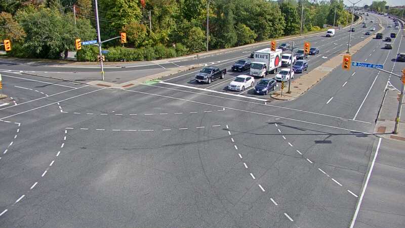 Traffic camera image at 2025-09-17 15:35:18