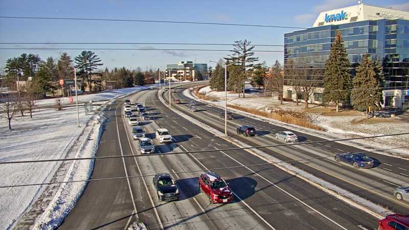 Traffic camera image at 2024-12-21 15:35:56