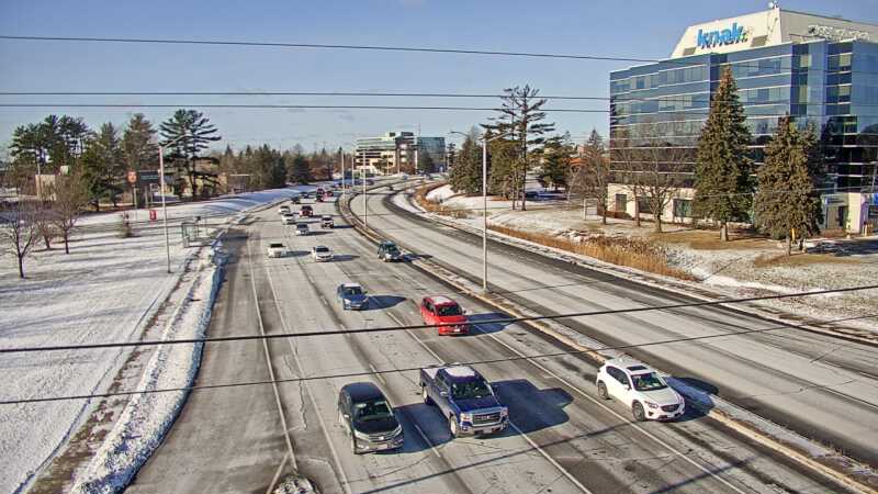 Traffic camera image at 2024-12-21 16:35:37