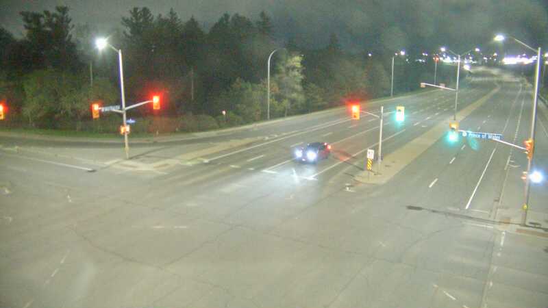 Traffic camera image at 2025-05-09 05:40:11