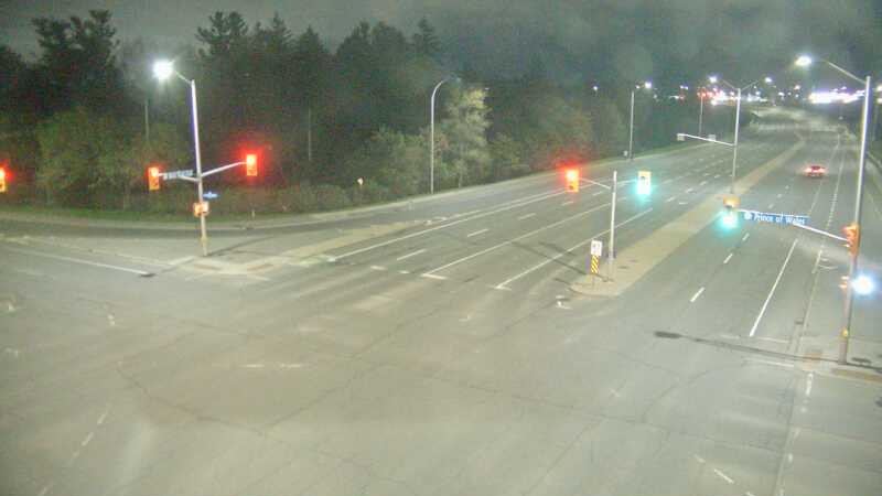 Traffic camera image at 2025-05-09 06:15:14