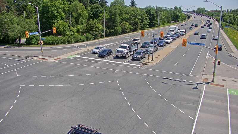 Traffic camera image at 2025-06-30 16:05:12