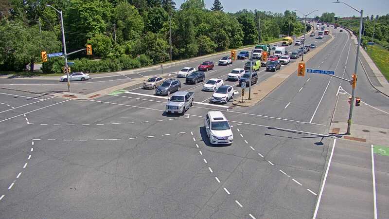 Traffic camera image at 2025-06-30 16:10:24