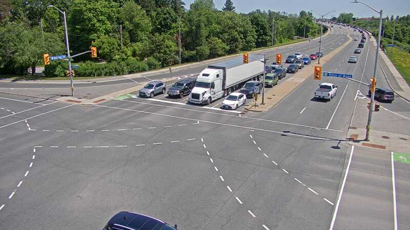 Traffic camera image at 2025-06-30 16:40:12